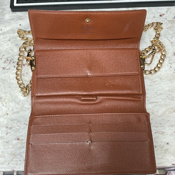 Louis Vuitton wallet on chain - Picture 6 of 13